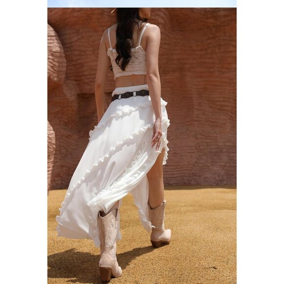 ⚡Women's Beige Calf High Pointed Toe And Block Heel Suede And Faux Leather Boots - Picture 5 of 8